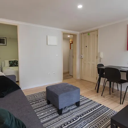 Renovated Flat * Lisbon