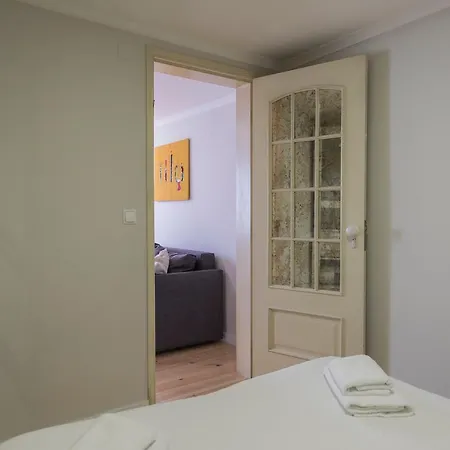 Renovated Flat Apartment Lisbon